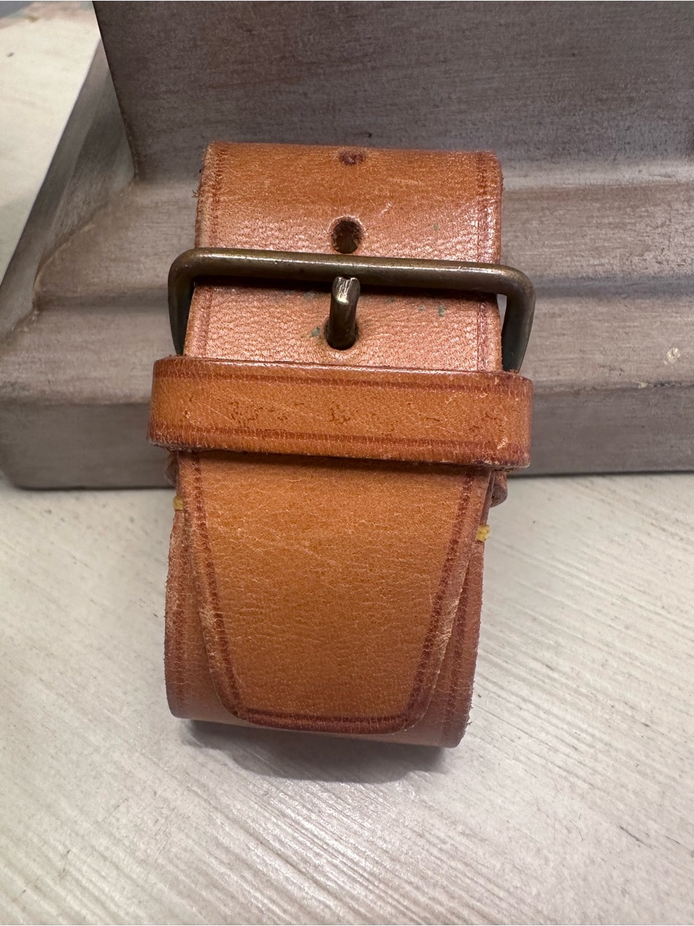 Louis Vuitton Poignet Vachetta Leather Luggage Tag Strap